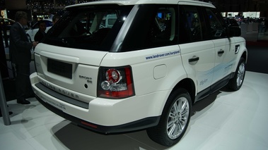 Range Rover E blanc 3/4 arrière droit