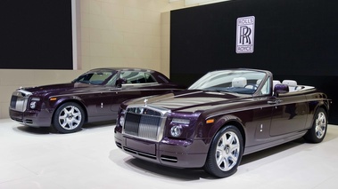 Rolls Royce Phantom Coupe & Drophead Coupe violet 3/4 avant gauche