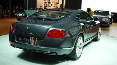 Bentley Continental GT anthracite 3/4 arrière droit