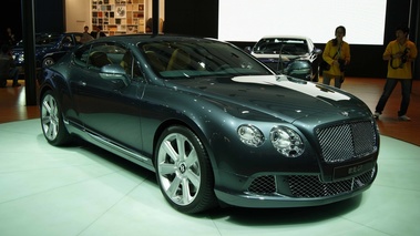 Bentley Continental GT anthracite 3/4 avant droit