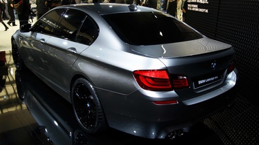 BMW M5 Concept gris 3/4 arrière gauche