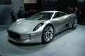 Jaguar C-X75 gris 3/4 avant gauche