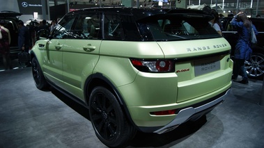 Range Rover Evoque vert 3/4 arrière gauche