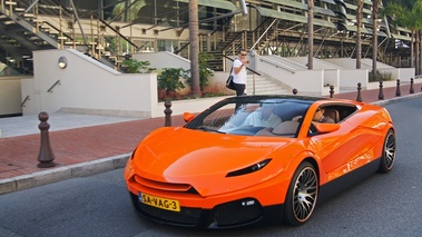 Top Marques Monaco 2010 - Savage Rivale orange 3/4 avant gauche test drive