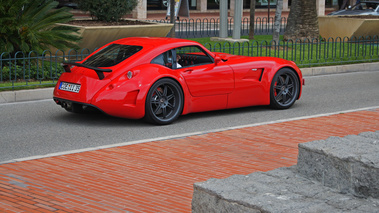 Top Marques Monaco 2010 - Wiesmann MF5 GT rouge 3/4 arrière droit test drive