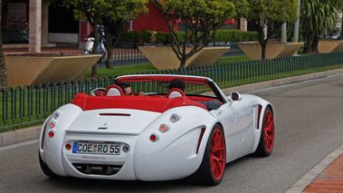 Top Marques Monaco 2010 - Wiesmann MF5 Roadster blanc 3/4 arrière droit test drive