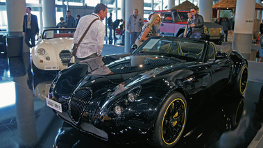 Top Marques Monaco 2010 - Wiesmann MF5 Roadster noir & MF3 Roadster blanc