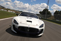 Maserati GranTurismo MC Concept blanc face avant travelling penché 3