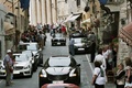 Alfa Giulia, face, ville drapeaux