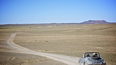 Sunbeam Alpine 1954, bleue, action, 3-4 ar g