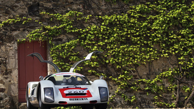 Porsche 906, blanche, stat, porte elytre, 3-4 avd