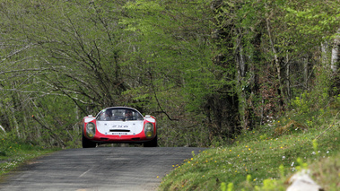 Porsche 910, rouge+blanc, action campagne face