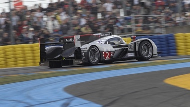 24h du Mans 2011 course Audi 3/4 arrière