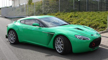 Aston Martin V12 Zagato compétition Nurburgring 3/4 avant