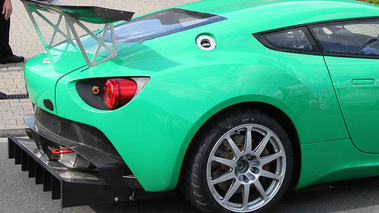 Aston Martin V12 Zagato compétition Nurburgring arrière