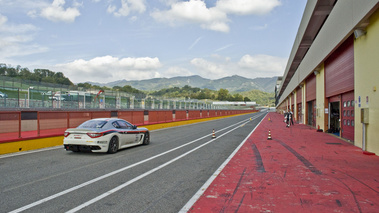 Maserati GranTurismo MC Trofeo 3/4 arrière droit