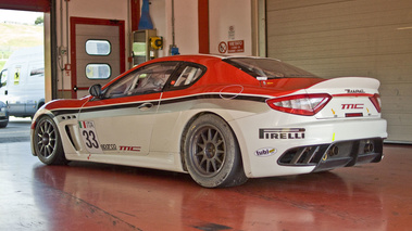 Maserati GranTurismo MC Trofeo 3/4 arrière gauche