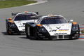 Maserati MC12 Corsa FIA GT1 noir/blanc 3/4 avant droit 