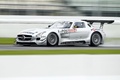 Mercedes SLS AMG GT3 gris 3/4 avant gauche filé