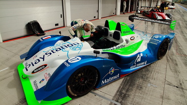 Pescarolo proto LMP1 blanc/bleu Prestige Racing 3/4 avant gauche