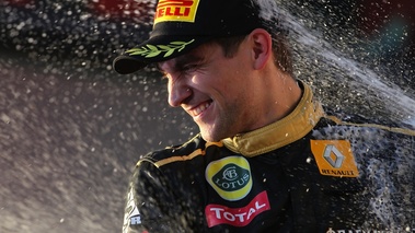 Lotus Renault Petrov podium