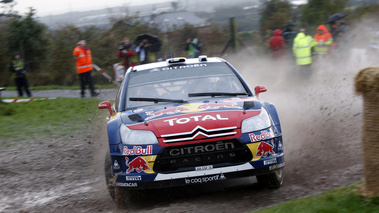 WRC GB C4 Loeb de face