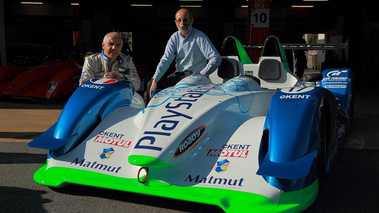 Prestige Racing Barcelona - 04.11.10 - Pescarolo LMP2 bleu/vert 3/4 avant gauche