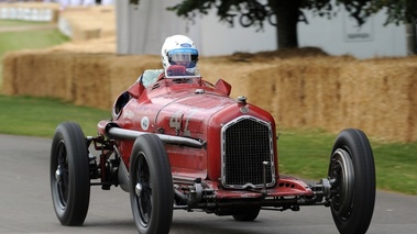 Goodwood Festival Of Speed 2011 - Alfa Romeo 8C 2300 Monza rouge 3/4 avant droit