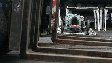 Bugatti Type 35, bleu ciel, face embarquement