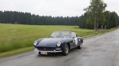 Ferrari 365 roadster, bleu, filé 3-4 avg