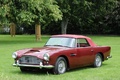 Aston Martin Cabrio, rouge, 3-4 avg