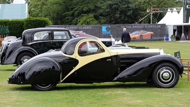 Bugatti Type 57, profil drt jaune + noire