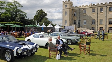 Ferrari 250 en rang d'oignons