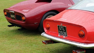 Postérieurs Ferrari, rouge + bordeau