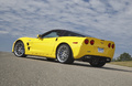Chevrolet Corvette C6 ZR1 jaune 3/4 arrière gauche penché
