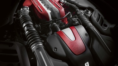 Ferrari FF anthracite moteur 3
