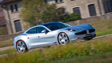 Fisker Karma gris 3/4 avant droit filé penché 5