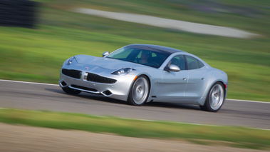 Fisker Karma gris 3/4 avant gauche filé penché 6