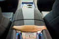 Fisker Karma noir console centrale debout