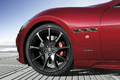 Maserati GranCabrio Sport rouge jante