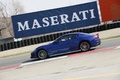 Maserati GranTurismo MC Stradale bleu filé penché