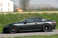 Maserati GranTurismo MC Stradale noir mate filé penché