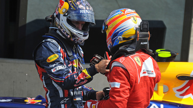 Silverstone 2011 Alonso Vettel arrivée