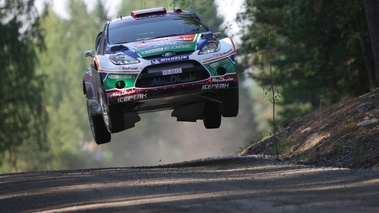 Finlande 2011 Ford jump face avant