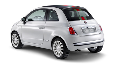 Fiat 500c Gucci - blanche - 3/4 arrière droit 