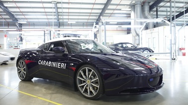 Lotus Evora Carabinieri 3/4 avant droit intérieur