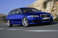 Audi RS6 bleue 3/4 avant D