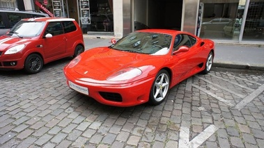 FERRARI 360 Modena F1 2000 - Vue 3/4 avant gauche