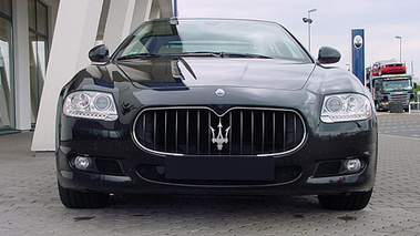 MASERATI Quattroporte 2011 - Vue avant