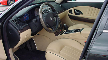 MASERATI Quattroporte 2011 - Vue de profil gauche